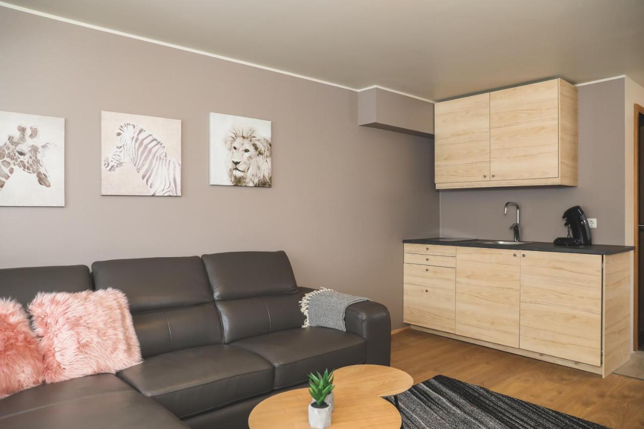آكيورِيْري E18 Apartments المظهر الخارجي الصورة